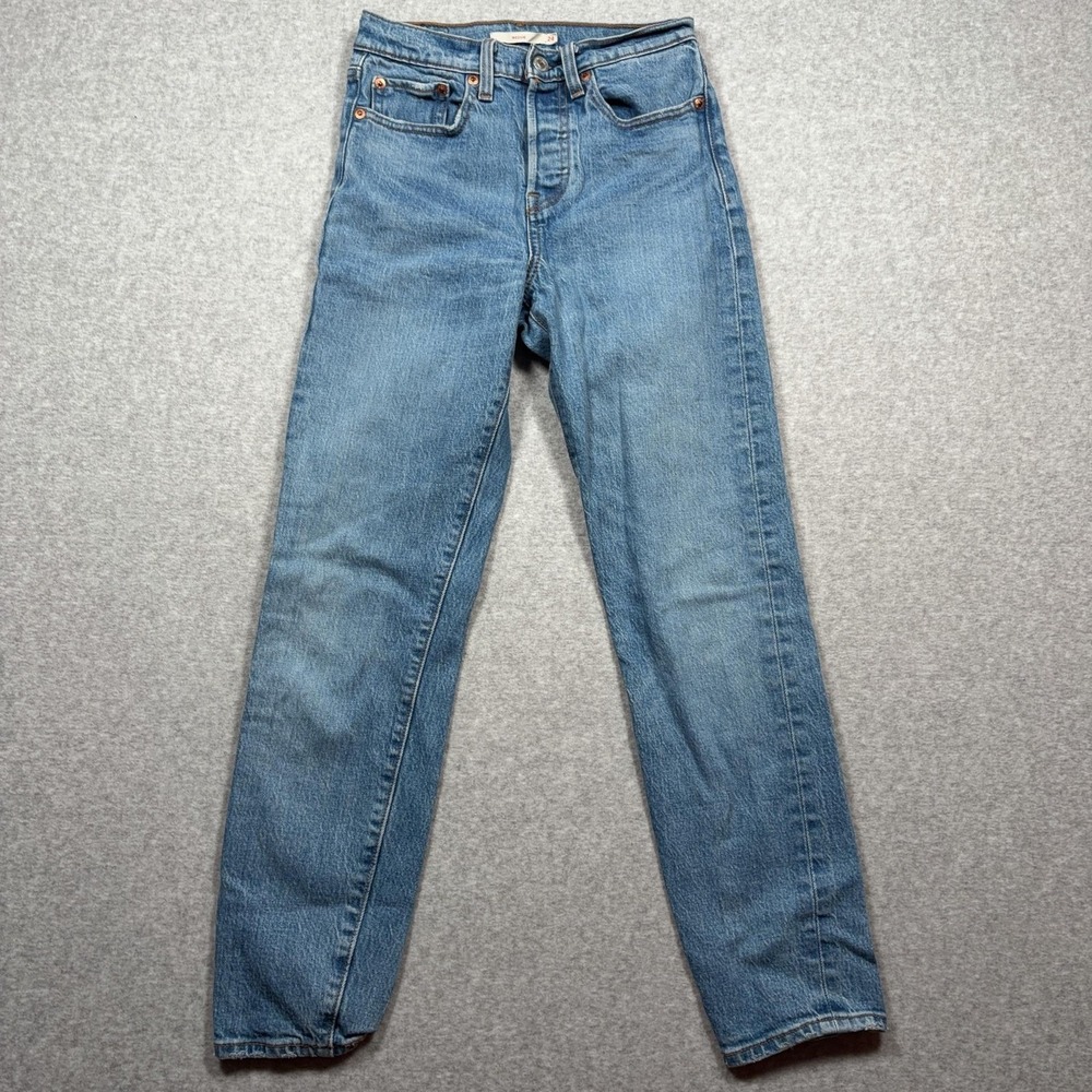 Levis Wedgie Straight Jeans Womens 24x26 Med Wash Blue High Rise Stretch Denim